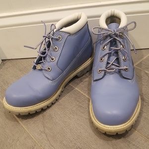 Timberland Boots- like new!